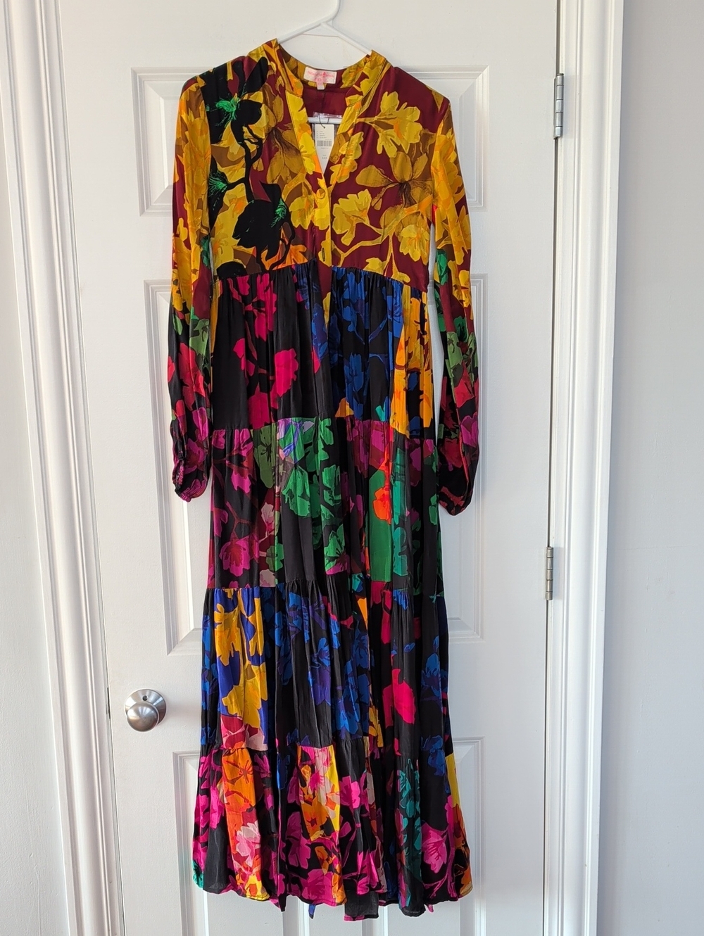 NWT: Gorgeous Multicolor Floral Tiered Maxi Dress